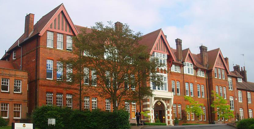 英國 Caterham School